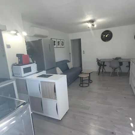 Chouchou 2 Apartment *
